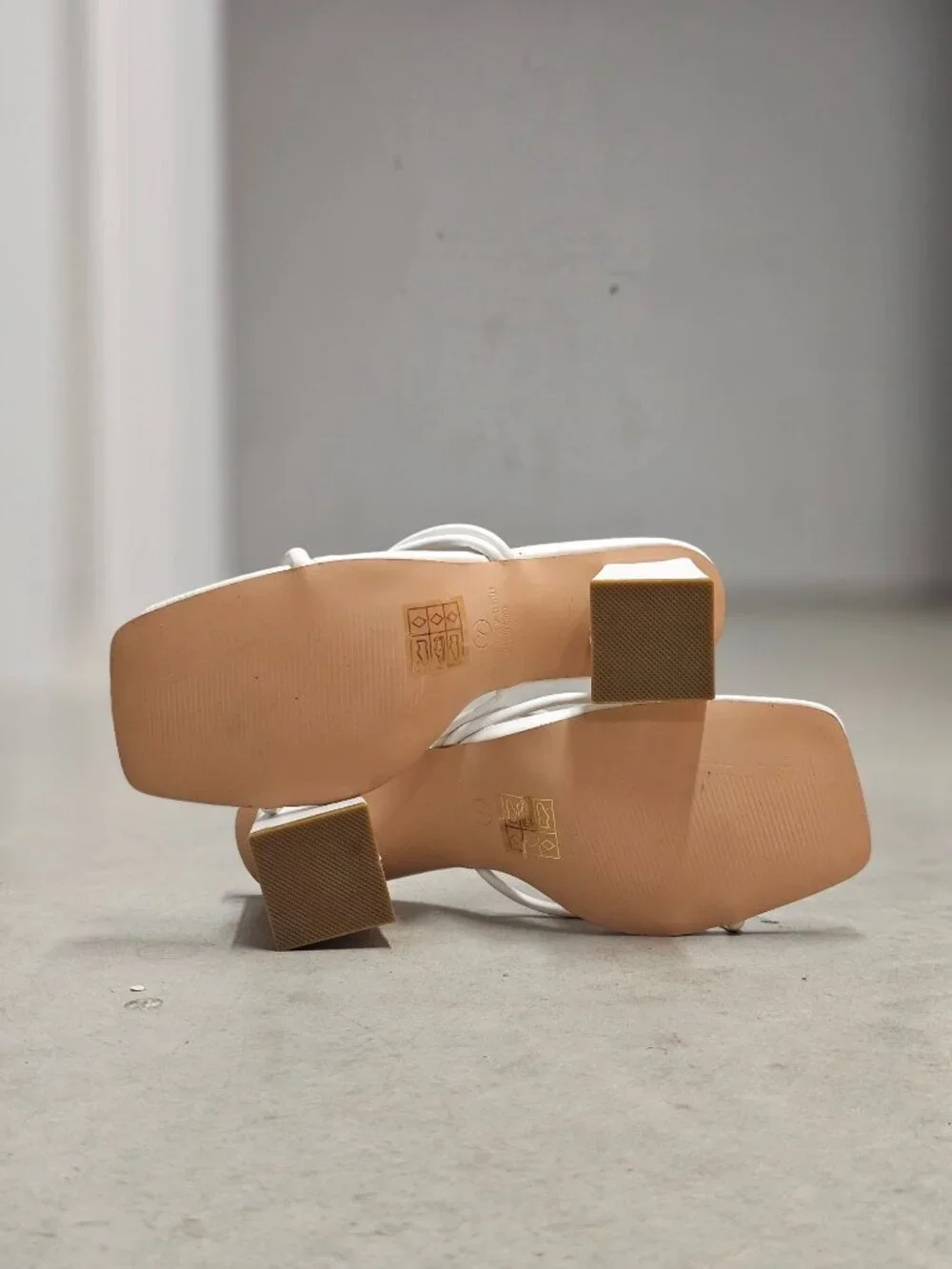 Womens White Strappy Block Heel Sandals With Square Toe Design